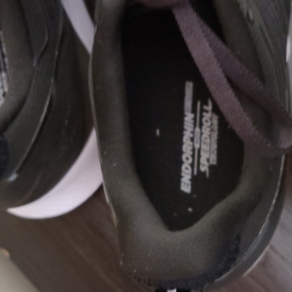 Running Shoes - Picture 3 of 4